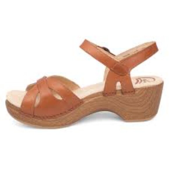 Dansko Season Camel Full Grain Sandal - Picture 14 of 16